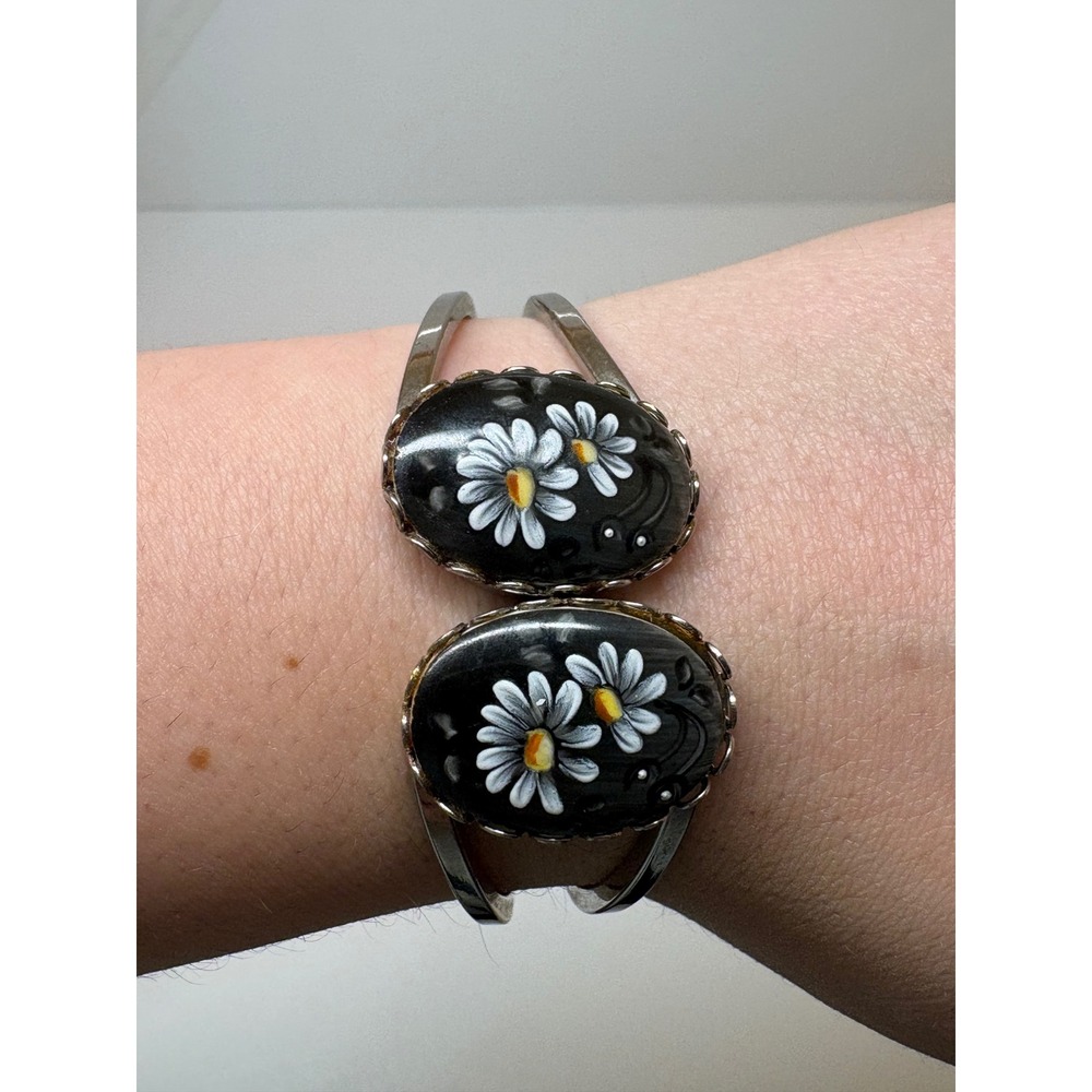Vintage Style Daisy Floral Hand Painted Black Oval Hinged Cuff Bracelet